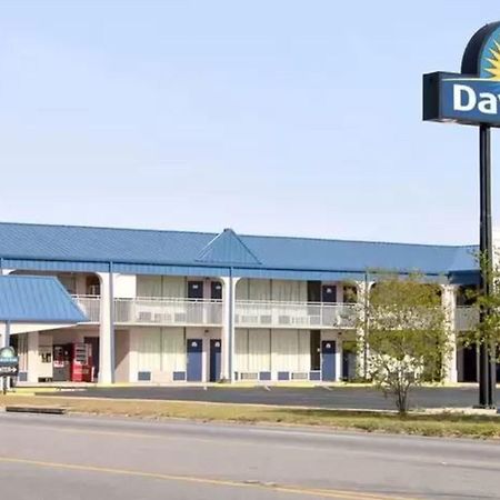 多纳森维尔温德姆戴斯酒店 Donalsonville 外观 照片