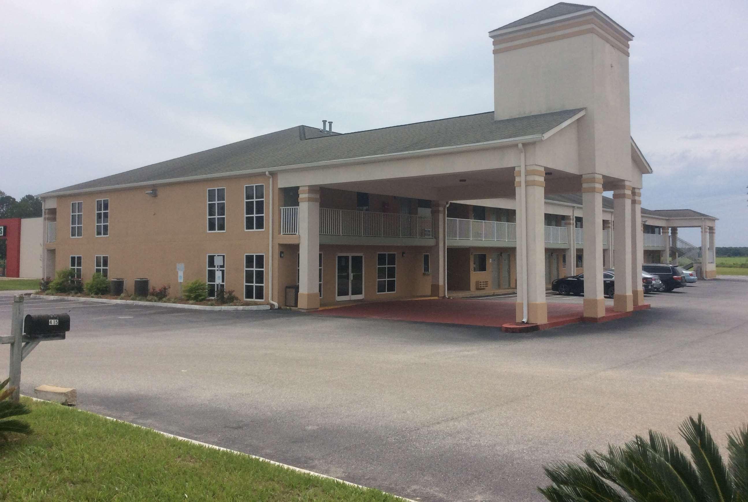 多纳森维尔温德姆戴斯酒店 Donalsonville 外观 照片
