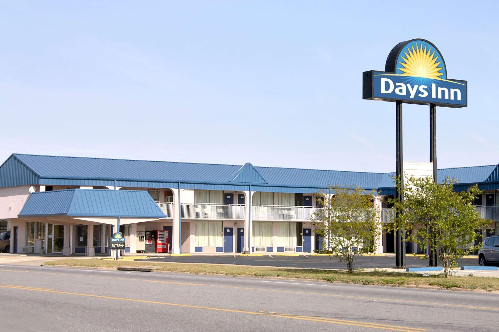 多纳森维尔温德姆戴斯酒店 Donalsonville 外观 照片